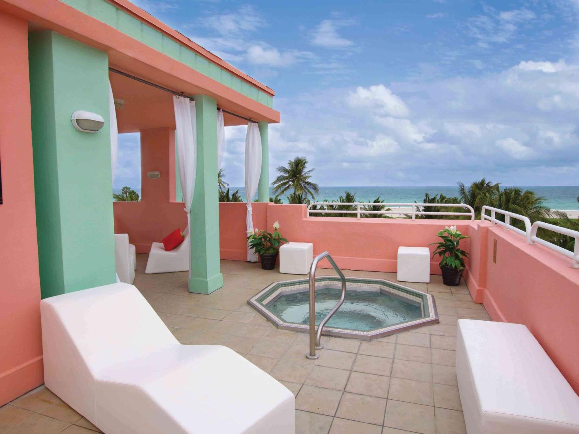 Hilton Vacation Club Crescent On South Beach Miami Майами-Бич Экстерьер фото